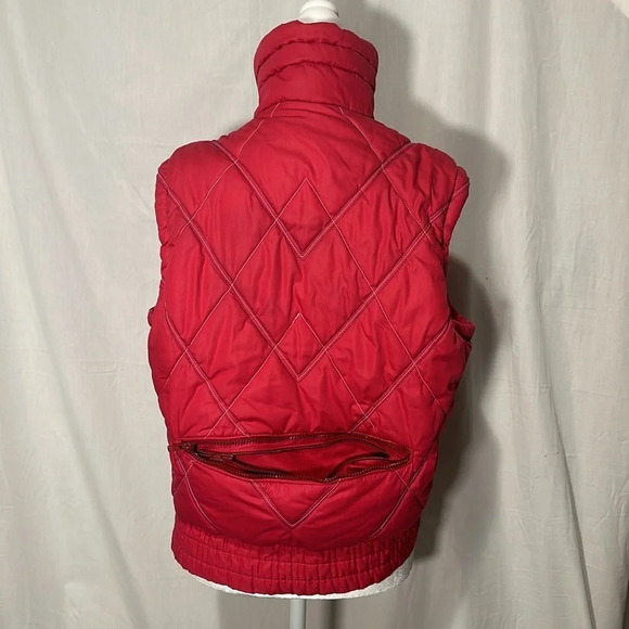 hot pink Sea & Ski puffer coat with removable sleeves - Picture 3 of 6